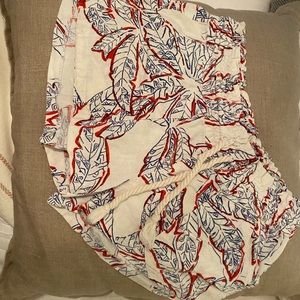 Roxy patterned shorts
